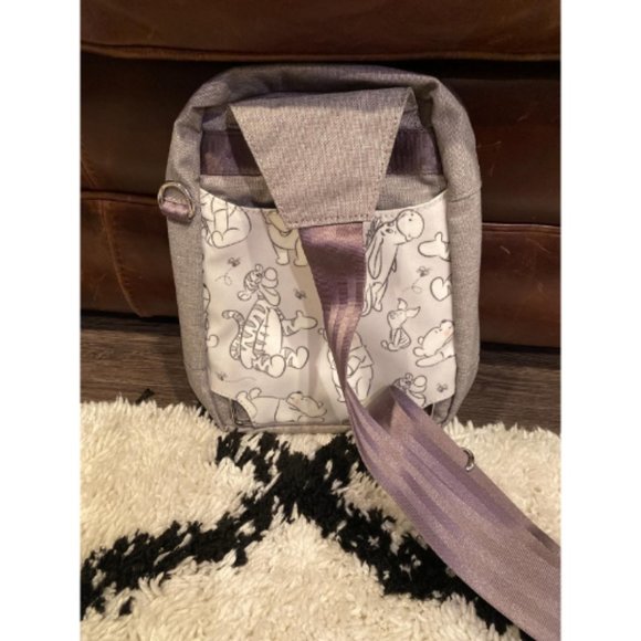 Girls Disney’s Playful Pooh Criss-Cross Sling